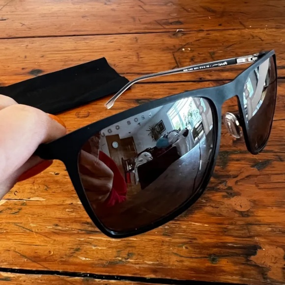 Hugo Boss Sunglasses - Picture 3 of 5